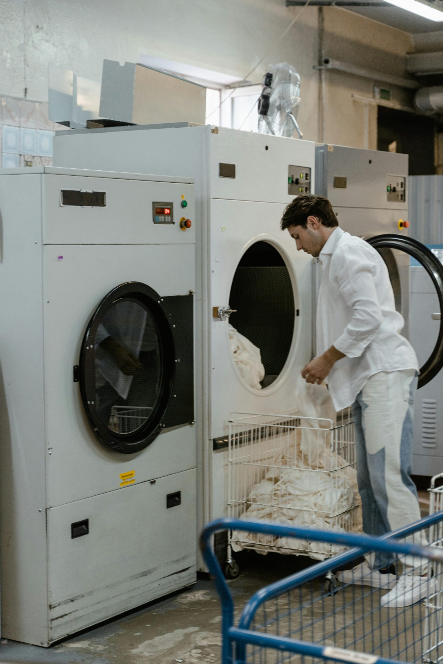 Mau Bisnis Laundry Berhasil? Jangan Asal Pilih Karyawan!